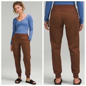 Lululemon Dance Studio Jogger Roasted Brown size 8